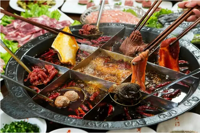 黃門老灶火鍋艾潔：我不是生意人，只是一個(gè)地道的吃貨|餐飲界
