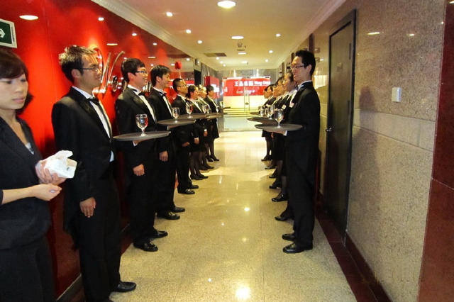 企業(yè)都在面臨“招人難，留人難”問題，王品是怎么做到讓人向往的？|餐飲界