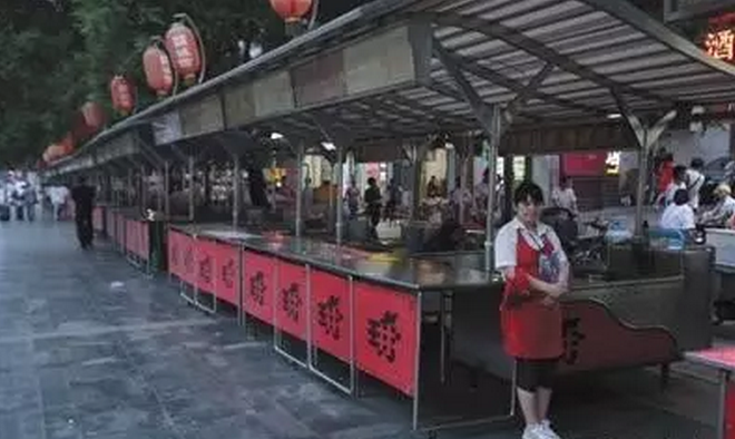 北京繁華商業(yè)區(qū)擠滿外地餐飲，老北京小吃全面萎縮|餐飲界