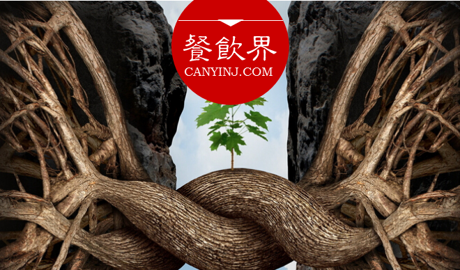案例|顧客抱怨這家香港餐廳的凳子不好，老板卻換了菜單，為何？|餐飲界