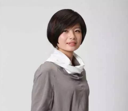 這家餐廳給服務(wù)員穿1000多元的潮服，效果你意想不到|餐飲界