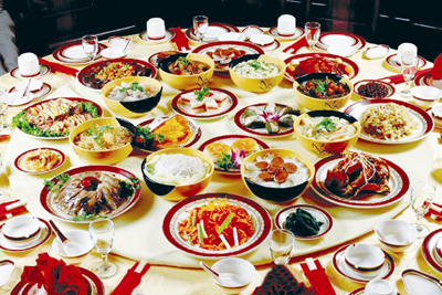 天價牛肉面牛氣何來 全國22家機(jī)場餐飲消費調(diào)查|餐飲界