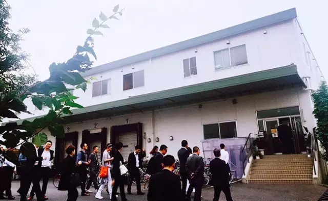從日本回來(lái)，我為什么攔著你別跳中央廚房這個(gè)坑|餐飲界