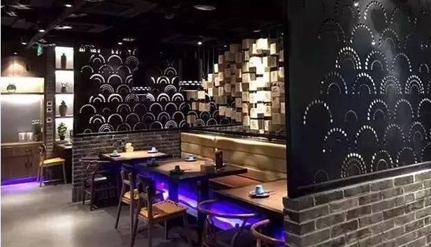 宮保雞丁烤魚，這道胡同深處的單品是多有個性|餐飲界
