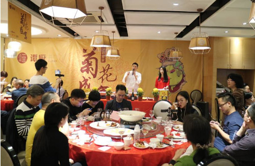 譚廚首屆“菊花盛宴”圓滿結束，引來數萬粉絲圍觀直播！|餐飲界