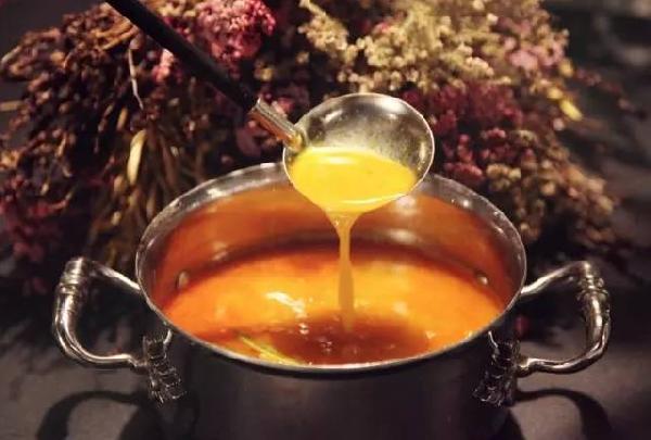 火鍋店這么多，她的自創(chuàng)品牌憑什么就能一炮而紅？|餐飲界