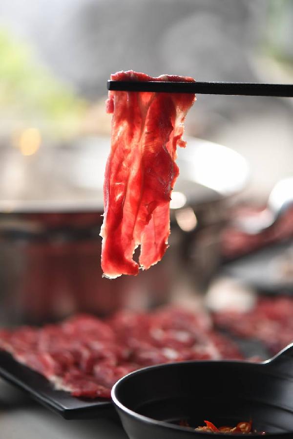 潮汕鮮牛肉火鍋迎來倒閉潮，跟風(fēng)死的背后如何突圍？|餐飲界