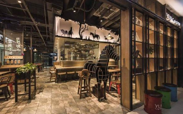 58平米小店月入62萬(wàn)，面積縮了3倍，地效翻了3倍！秘密是…|餐飲界