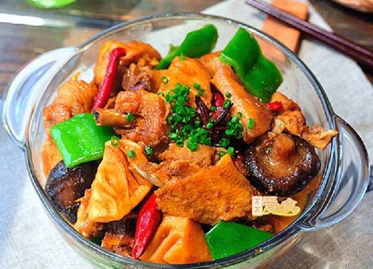 大數(shù)據(jù)告訴你：是誰支撐黃燜雞瘋狂擴(kuò)張到現(xiàn)在？|餐飲界
