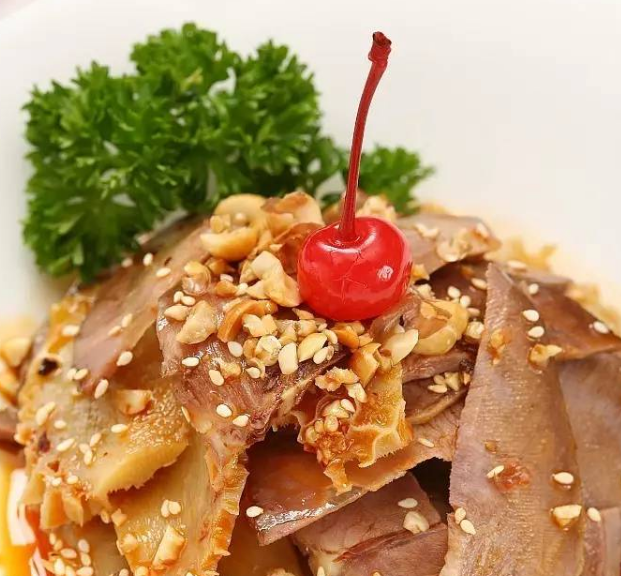 夫妻肺片成美國“年度開胃菜”，英文譯名你絕對猜不到|餐飲界