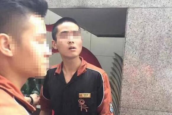 顧客催拿餐牌被服務(wù)員打？餐廳做到這樣才不會被投訴|餐飲界