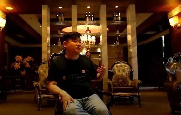 從車庫賣烤鴨到做外賣年入3億，揭秘金百萬新三板背后的舍棄與思考|餐飲界