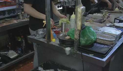 餐廳廚房臟亂差怎么解決？廣東年內(nèi)或出臺(tái)處罰細(xì)則|餐飲界