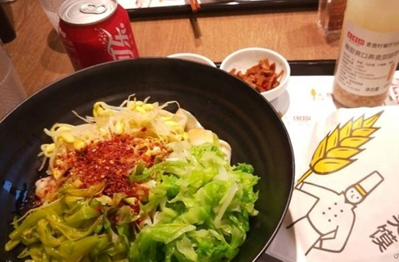 油潑面里沒有肉，會不會阻礙西貝的“10萬+”進(jìn)程？|餐飲界
