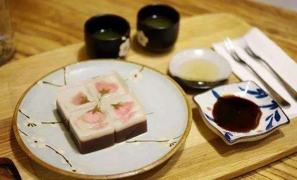 是什么讓3平米小店年賺2300萬，單價不便宜顧客卻趨之若鶩？|餐飲界