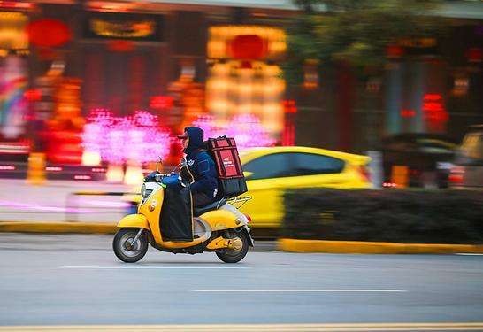 另一隅江湖：外賣代運(yùn)營(yíng)的愛(ài)與痛|餐飲界