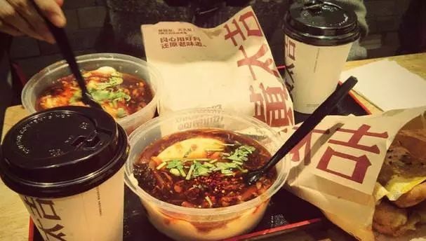 黃太吉、叫個鴨子再“搞事”，開放加盟能否助其“回血”？|餐飲界