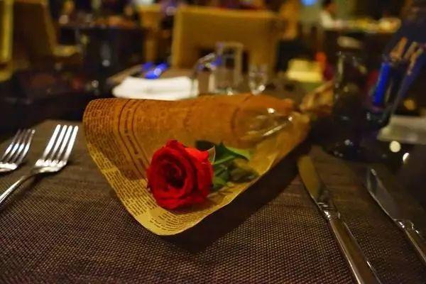 6個餐廳營銷怪招，讓顧客心甘情愿多掏錢！|餐飲界