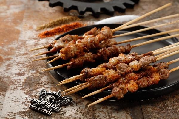 餐廳老板必須學(xué)會(huì)的4種漲價(jià)小技巧！|餐飲界
