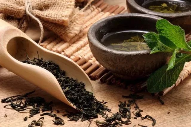 茶飲市場(chǎng)進(jìn)入白刃戰(zhàn)，晉朝黑龍茶強(qiáng)勢(shì)突圍靠這4點(diǎn)！|餐飲界