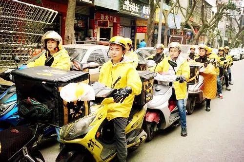 兼職騎手全賠110元后,我終于明白搞定顧客配送是關(guān)鍵！|餐飲界
