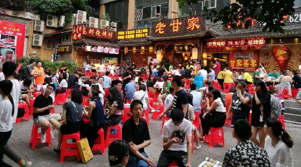 三分鐘自創(chuàng)營銷活動(dòng)，一年增加50萬利潤,小龍蝦館如何做到淡季排名第一！|餐飲界