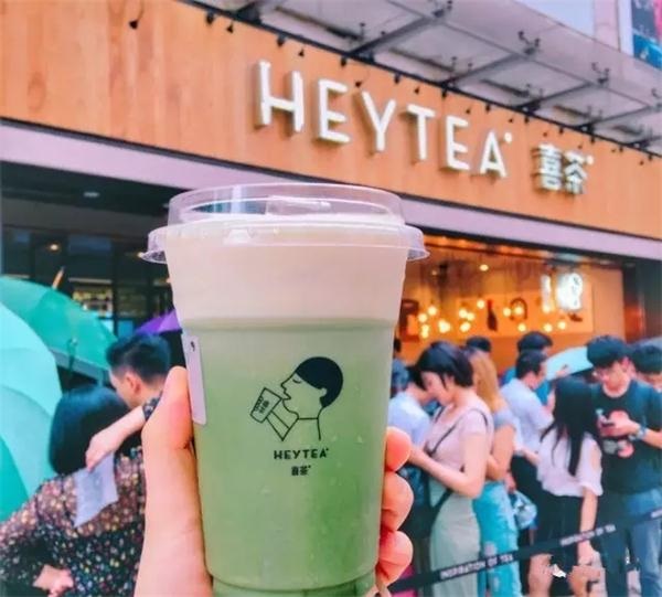 喜茶上海變形記：2018將增部分主題店、“佛系”做外賣|餐飲界
