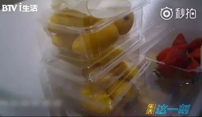 觸目驚心！記者臥底網(wǎng)紅店，你愛喝的這些飲料，連店員都覺得惡心|餐飲界