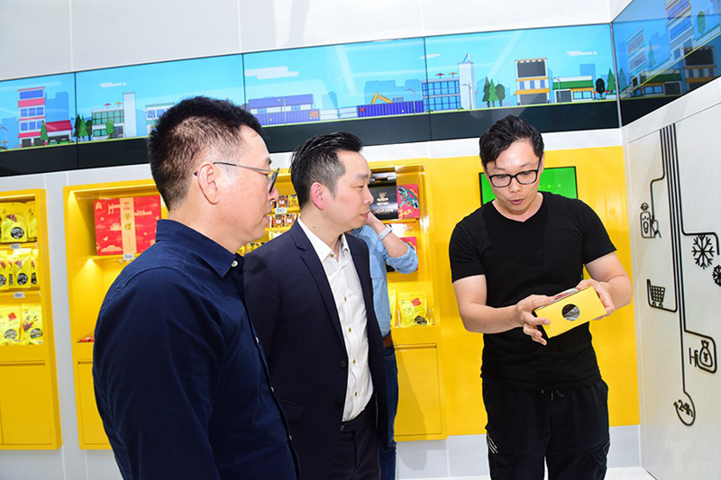 周黑鴨首家智慧門店落地，聯(lián)手微信實(shí)現(xiàn)無感支付|餐飲界