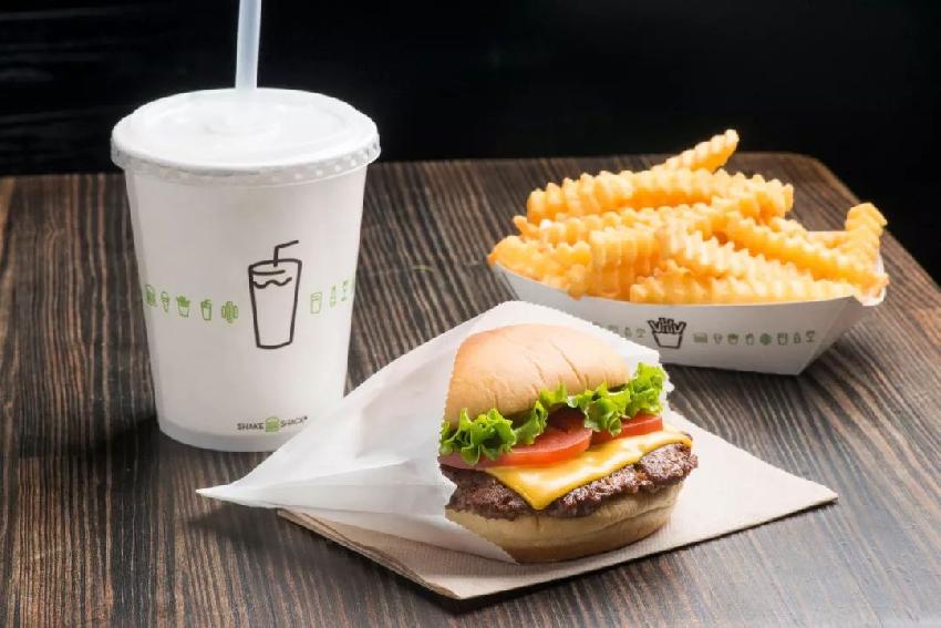 美國傳奇漢堡Shake Shack來中國前，還有一段難走的路…|餐飲界