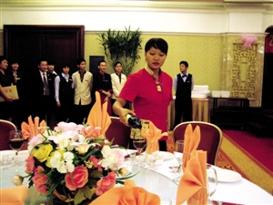 員工主動(dòng)辭職，糊涂公司賠2萬余元！餐企如何規(guī)避用工風(fēng)險(xiǎn)？|餐飲界