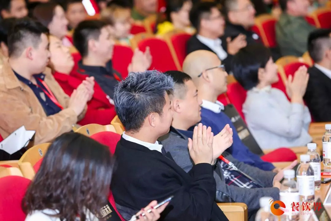 2018餐創(chuàng)新未來（青島站）完美落幕，看行業(yè)大佬都講了哪些干貨？|餐飲界