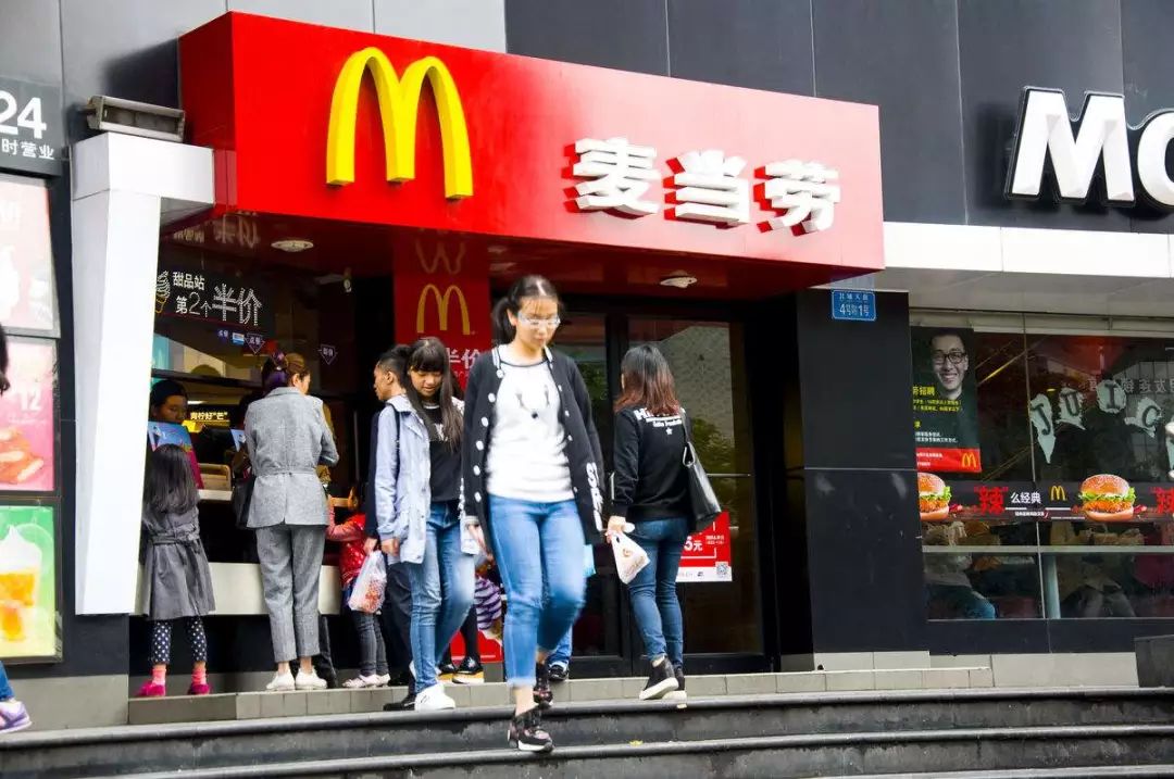 麥當(dāng)勞因多說一句話，營業(yè)額提升幾個(gè)億，干餐飲少了“套路”可不行！|干貨|餐飲界