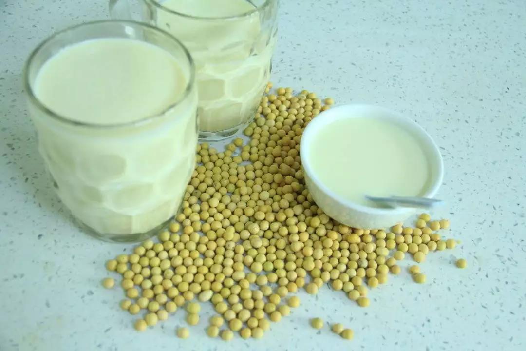 新消費(fèi)下的國民飲料“豆?jié){”：有多深的低谷，就有多大的機(jī)會(huì)|餐飲界