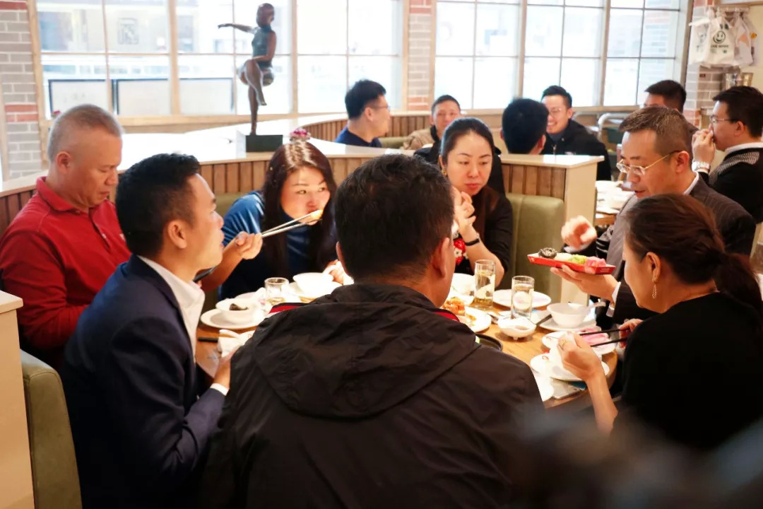 我們研究了100家餐廳：發(fā)現(xiàn)生意好的都有20個(gè)特征！|餐飲界