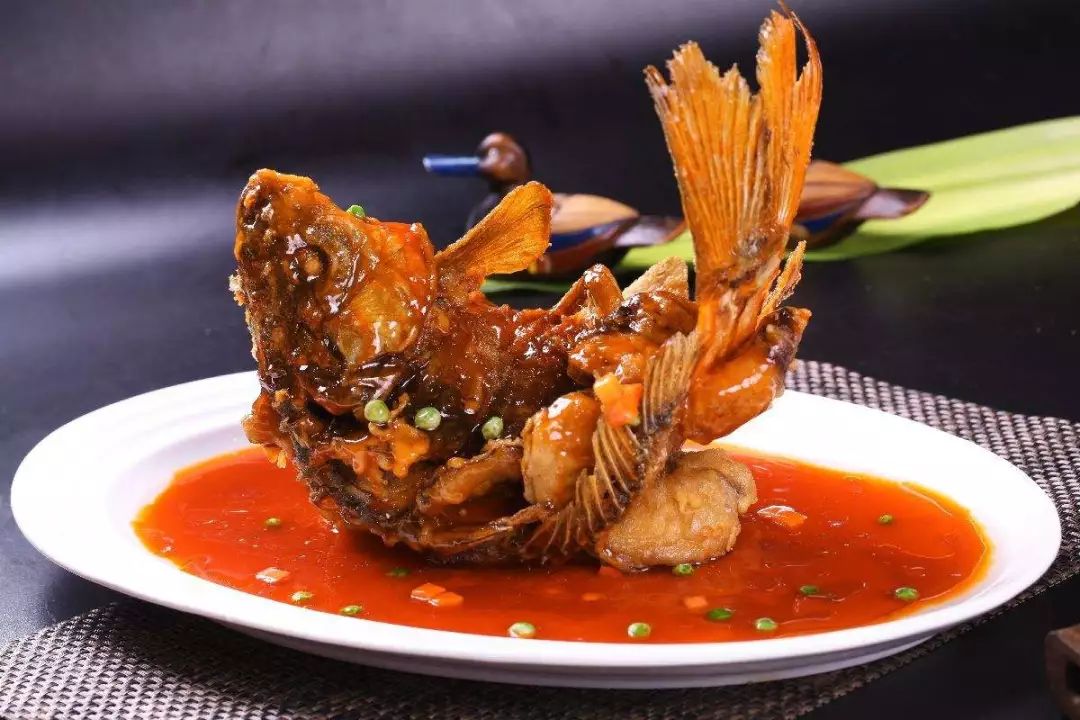  “八大菜系”之首名不副實(shí)？學(xué)習(xí)刀工就要耗時(shí)9年，匠心和傳承永不沒落|餐飲界