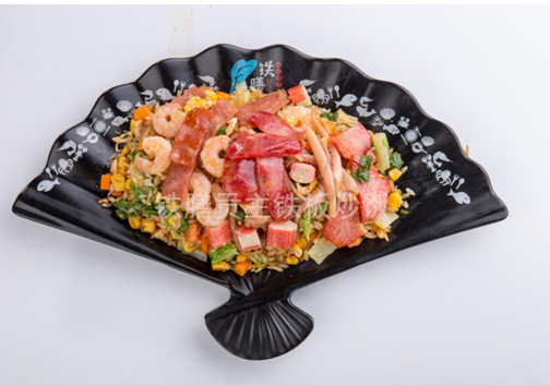 炒飯愛好者首選，鐵膳貢主海鮮炒飯，為什么這么受歡迎？|餐飲界