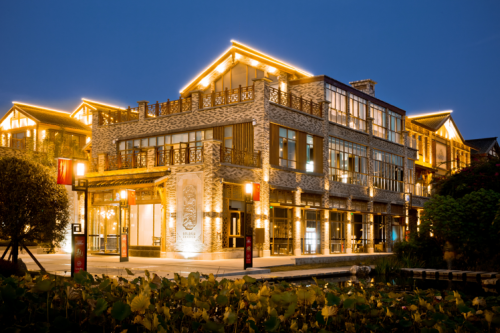 金鰭的秘密（上）：憑什么這家自助餐廳開業(yè)僅半月就能在遂寧排名第一？|餐飲界
