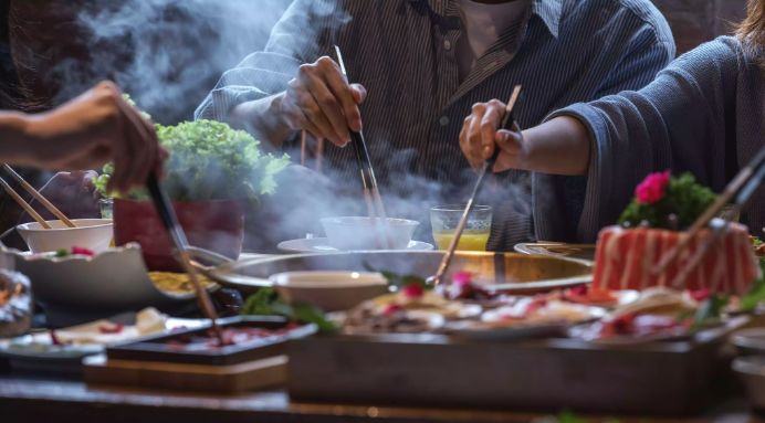 疫情之下，安全成為第一訴求，餐廳如何應對？|餐飲界