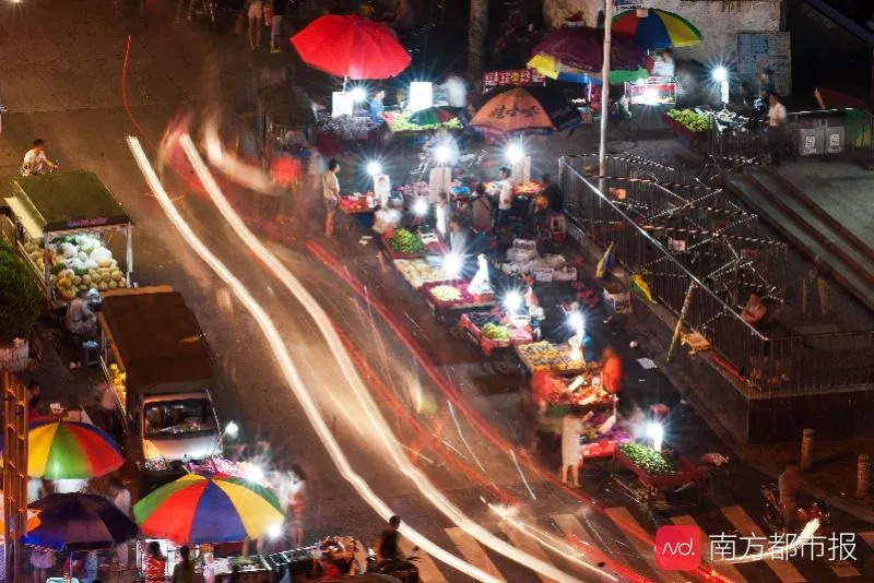 長期主義的“地攤經(jīng)濟”，需要在“釋放”與“克制”中平衡 | 餐見|餐飲界