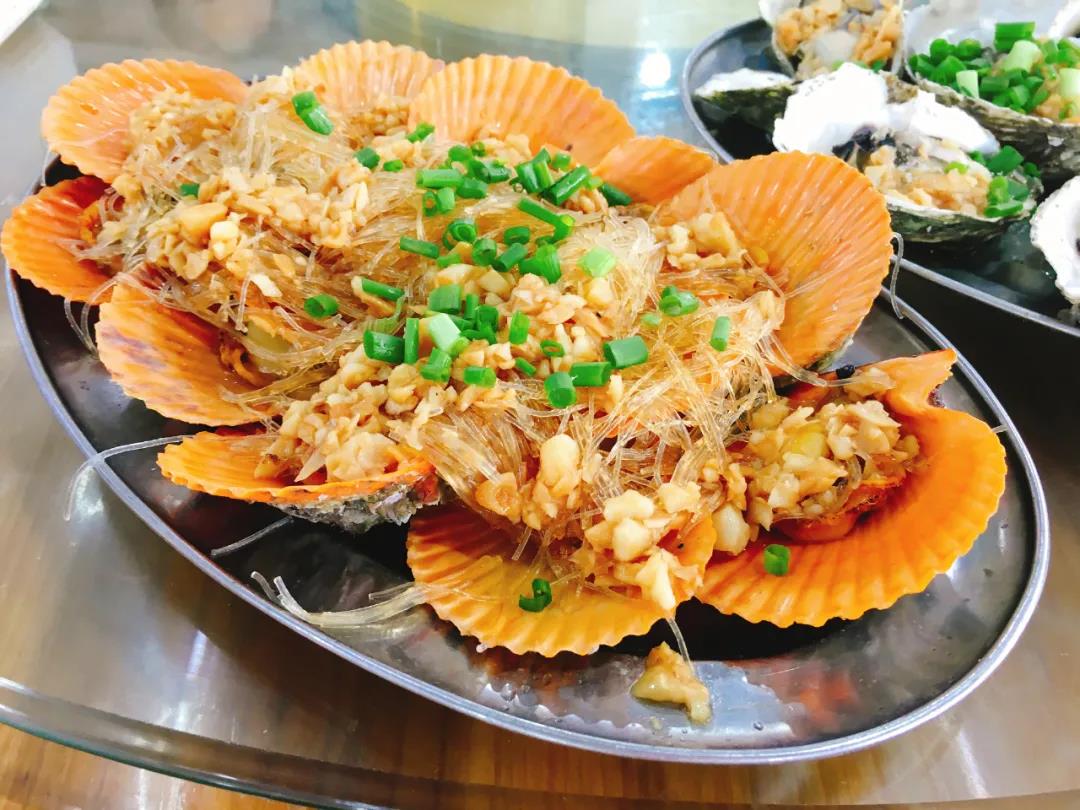 餐飲大事件201期｜瑞幸咖啡開賣口紅、面膜；必勝客或關店300家；海底撈進軍“團餐”|餐飲界