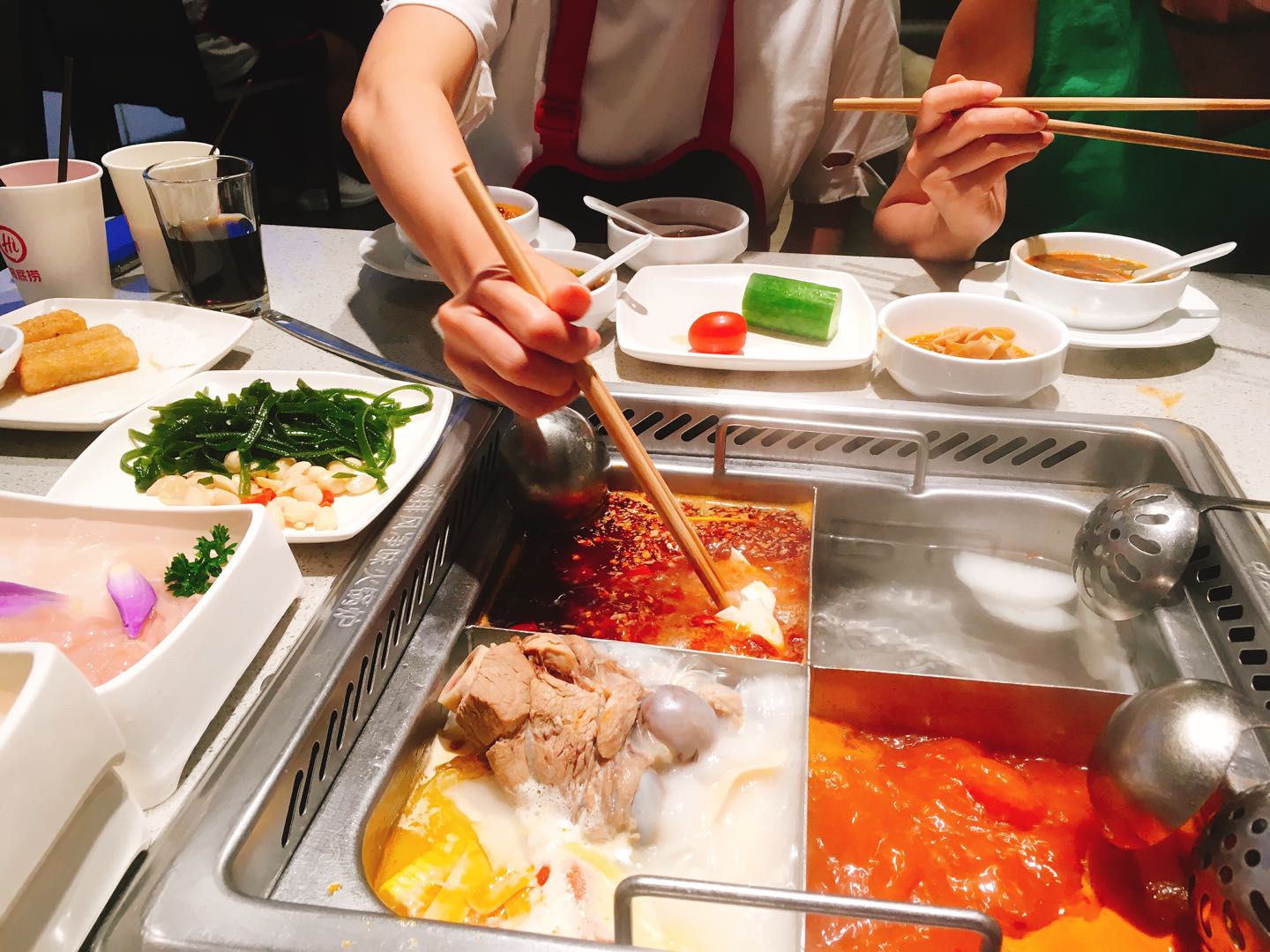 巴奴之邀，海底撈究竟“輸”在哪？ | 餐見|餐飲界