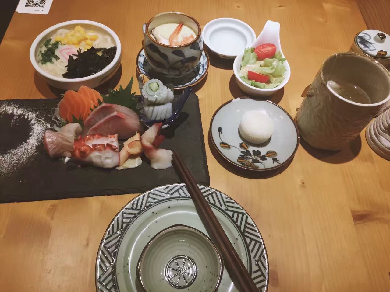 餐飲大事件234期 |小龍蝦被吃出1572項專利，智能剝蝦機一分鐘可剝1000只蝦|餐飲界