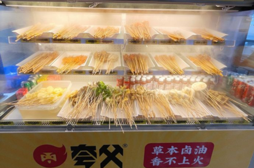 內(nèi)卷的品類，升級(jí)的品牌，小吃行業(yè)正在經(jīng)歷什么？|餐飲界