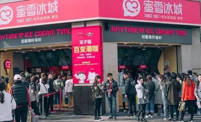 前人踩坑，后人取經(jīng)，我們該如何開好一家茶飲加盟店？|餐飲界