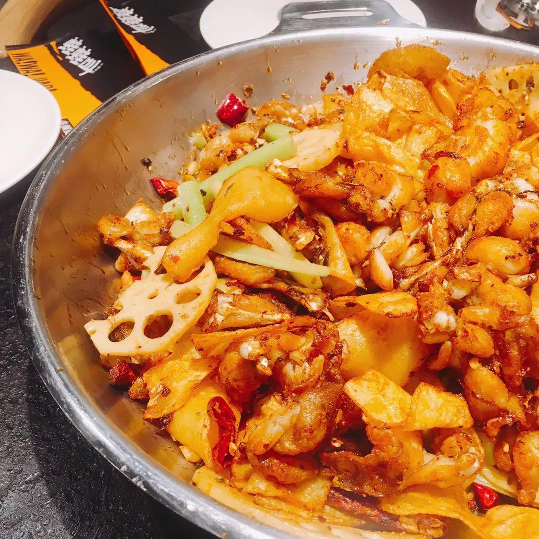 破局出湘，“國(guó)民”湘菜創(chuàng)新之路在何方？|餐飲界