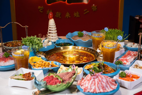 餐飲品牌升級策略：蛙二爺新IP鮮活亮相，諧音梗玩轉(zhuǎn)傳播記憶|餐飲界