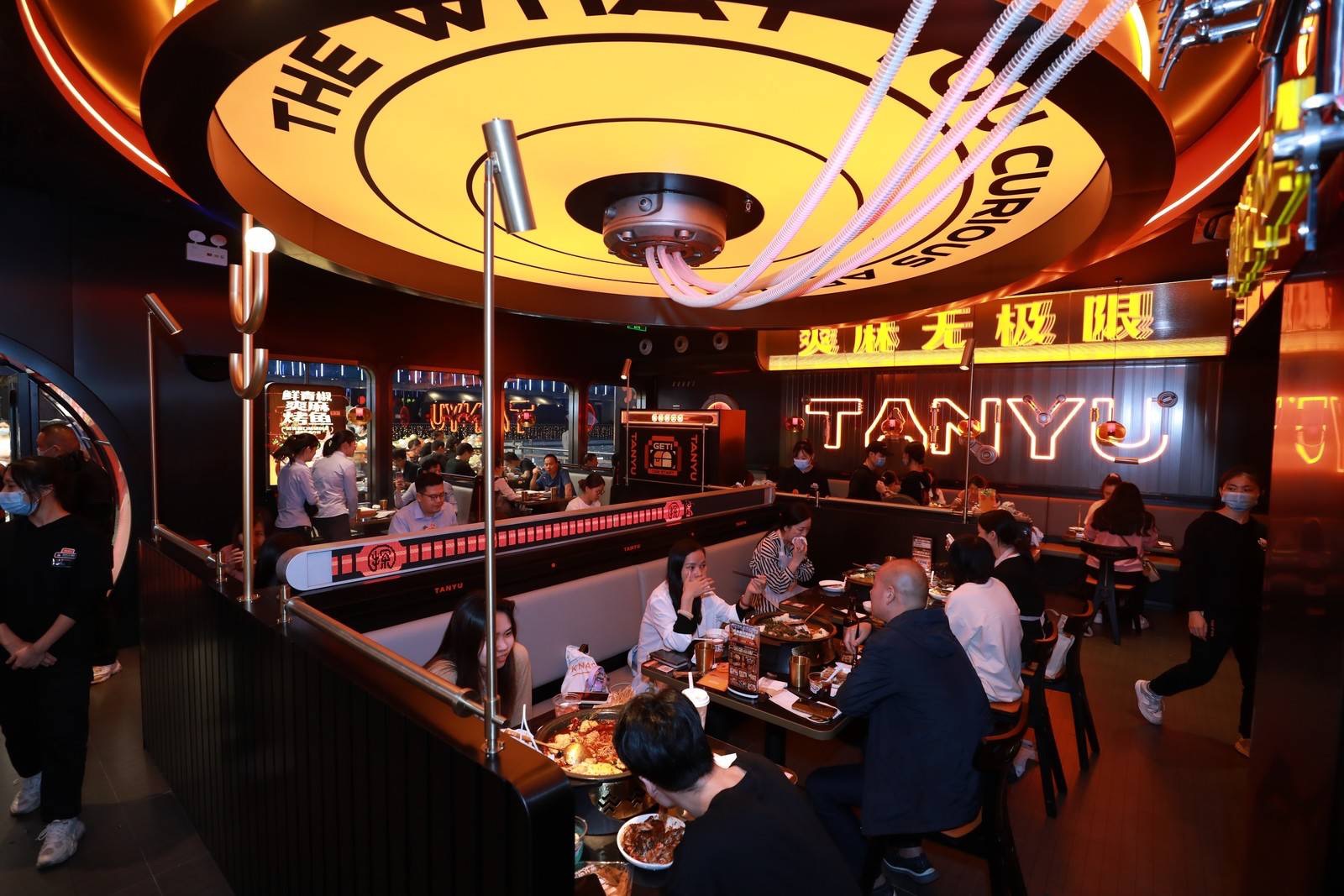 聚焦Z世代需求，探魚登上2022第六屆中華餐飲創(chuàng)新榜TOP100|餐飲界