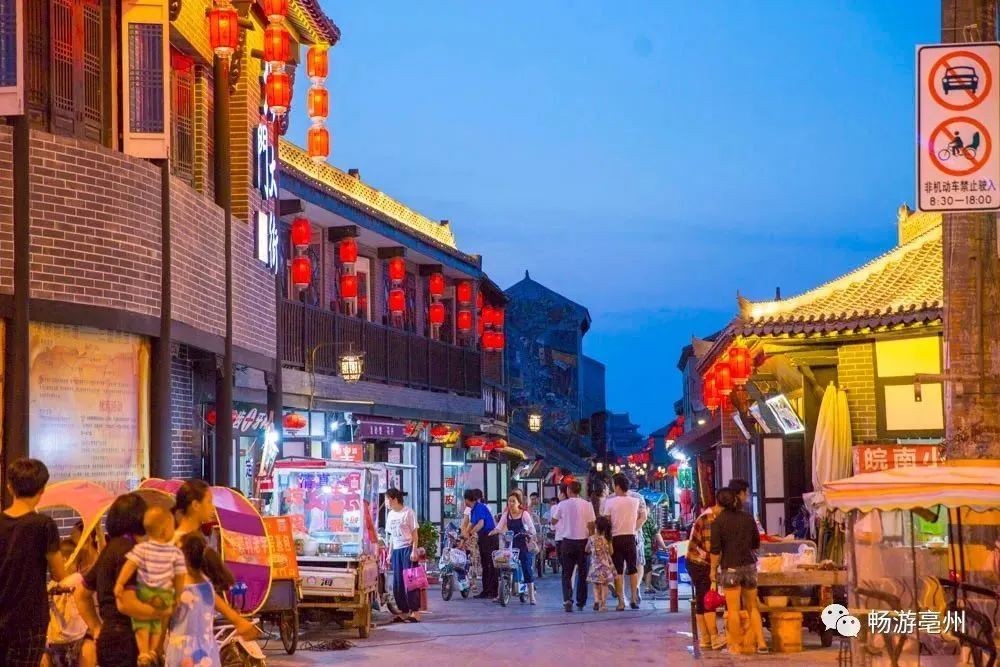 曾經(jīng)“不入流”的市集餐飲，為何越來(lái)越火？|餐飲界