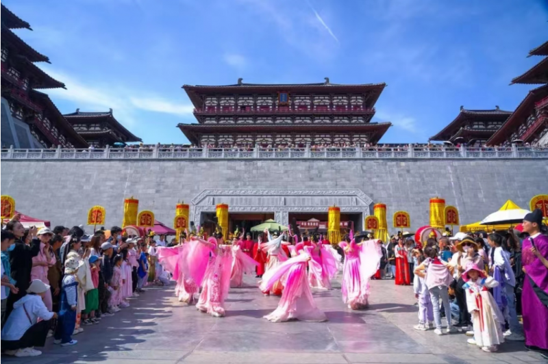 五一網(wǎng)紅文旅繁榮背后的數(shù)字化趨勢，看看客如云如何成為文旅商家的催化劑？|餐飲界